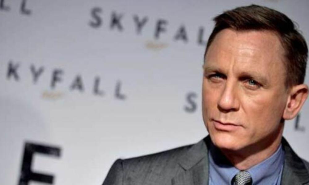 Ator Daniel Craig recebe a mesma condecoração que James Bond - Agora ...
